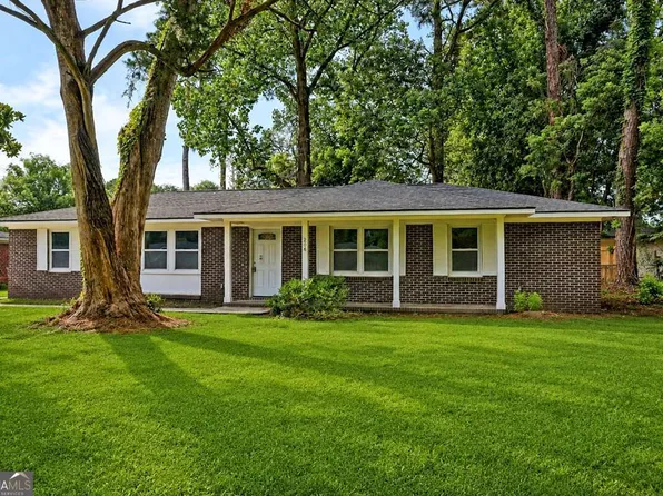 206 Paradise Dr, Savannah, GA 31406