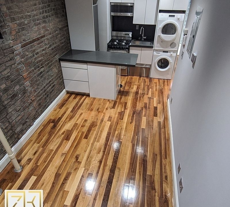 1st image of 113 Mulberry St #F5