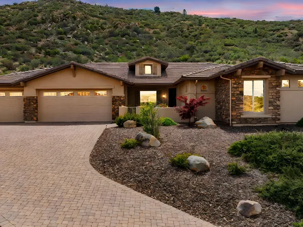 1138 N Cloud Cliff Pass, Prescott Valley, AZ 86314