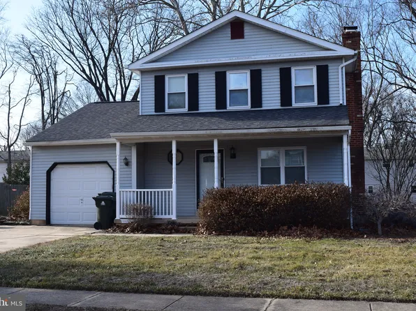 8 Hawthorne Ave, Newark, DE 19711