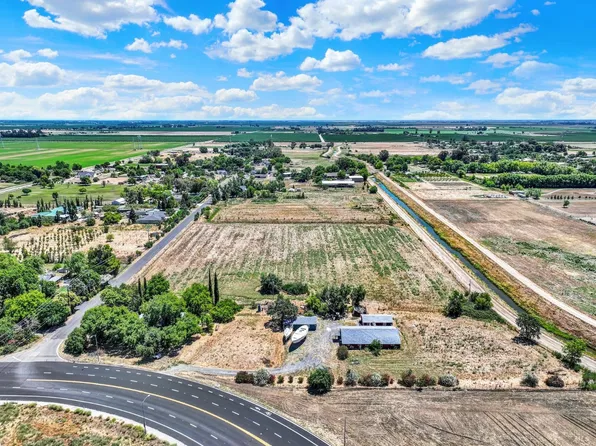 5070 Walnut Road, Vacaville, CA 95687