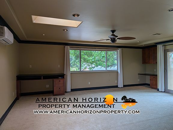 4th image of 9501 Wyatt Ln #C