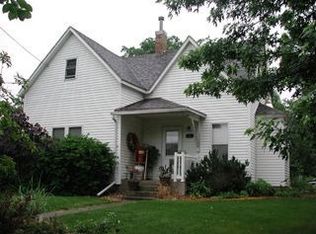 517 3rd St, Sioux Rapids, IA 50585
