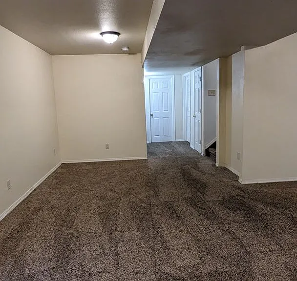 5444 Hicks Dr — Photo 16