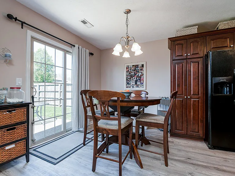 3813 Ridgetop Cir — Photo 11