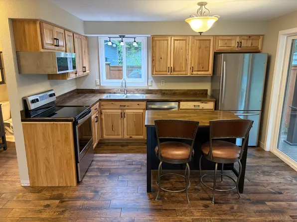 7827 59th Ave NE #1, Marysville, WA 98270