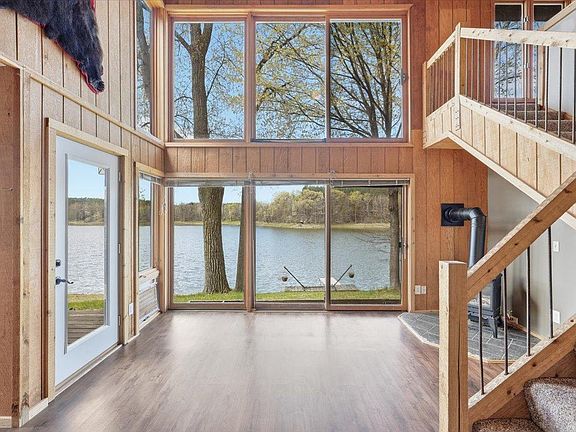 5th image of 2184 Island Dr