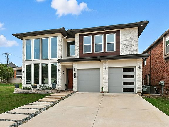 4th image of 4704 Almeria Ct