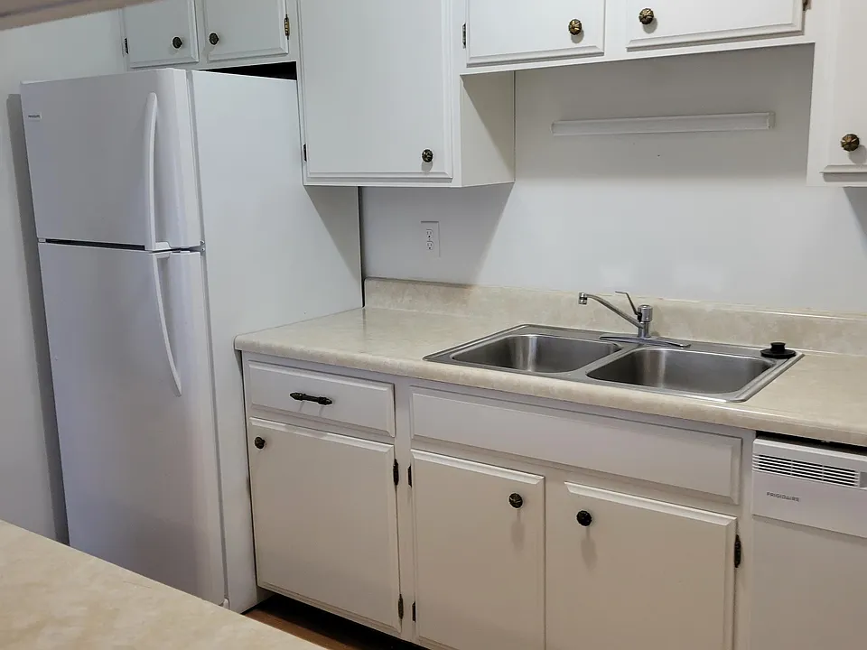 2675 Tech Dr #3B