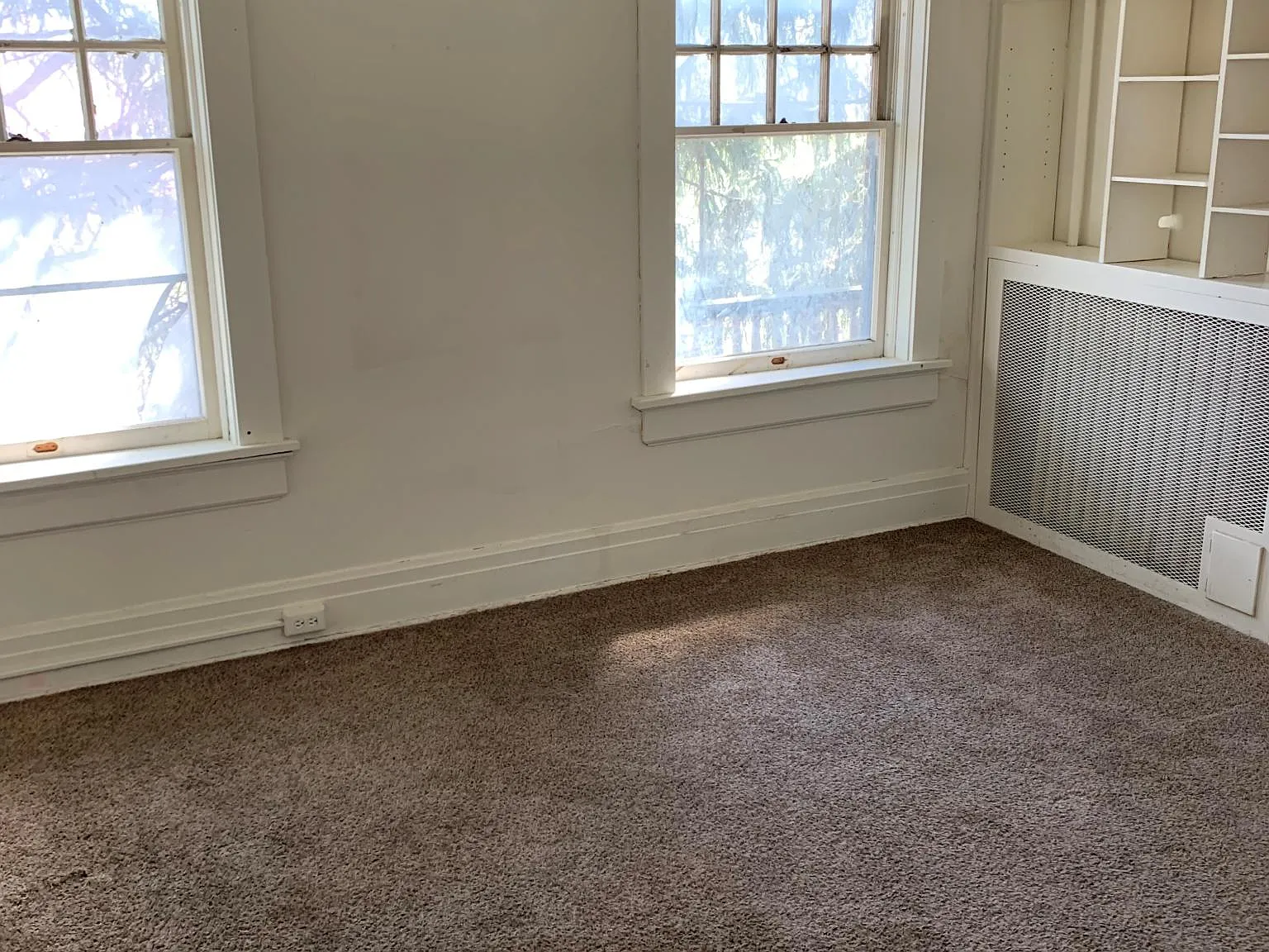 2501 Francis St — Photo 3