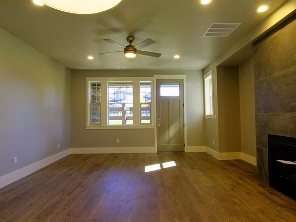 2nd image of 24461 E Pinnacle Ct