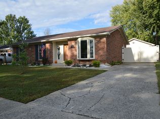 10802 Waycross Ave, Louisville, KY 40229