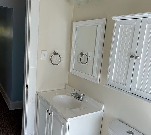 5th image of 1460 Dyer St