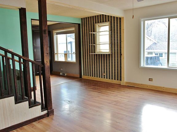3rd image of 510 Garland St