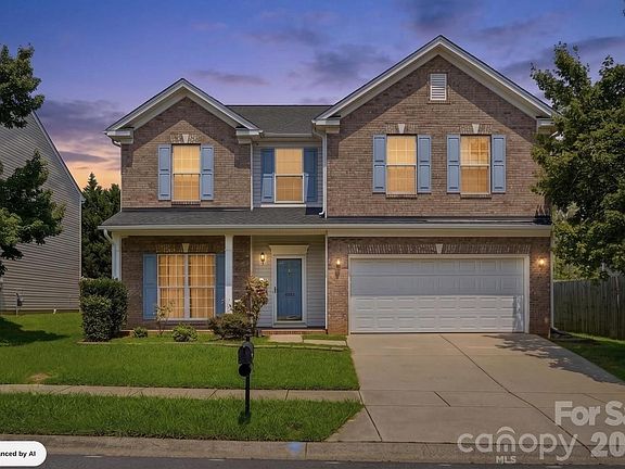 2nd image of 4010 Lawrence Daniel Dr