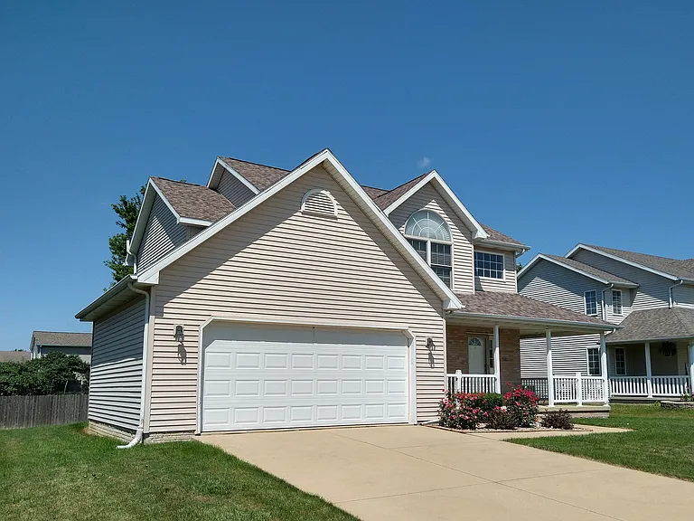 Plantation Ln — Photo 3