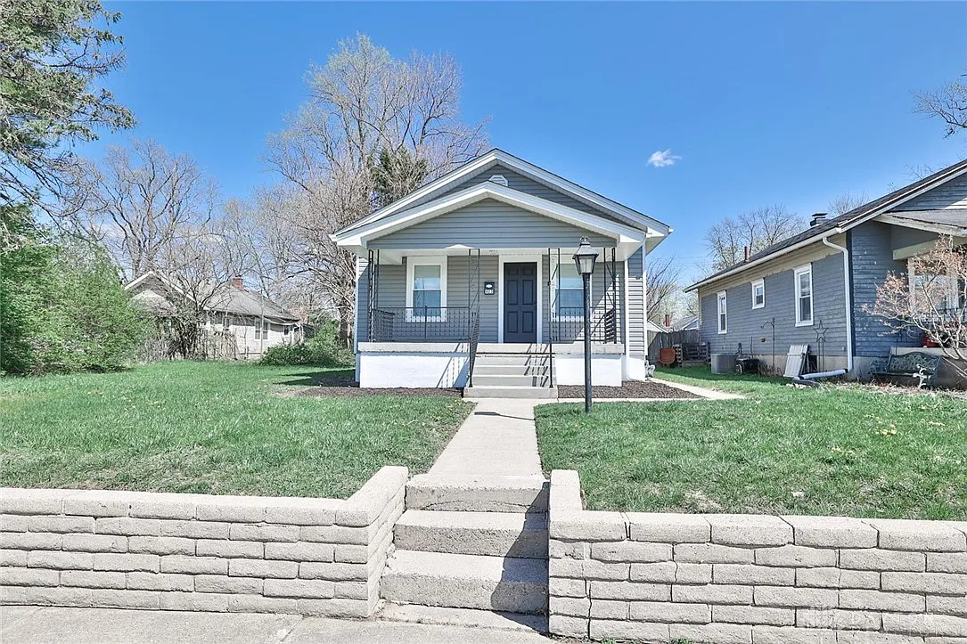 423 McKinley St photo 1