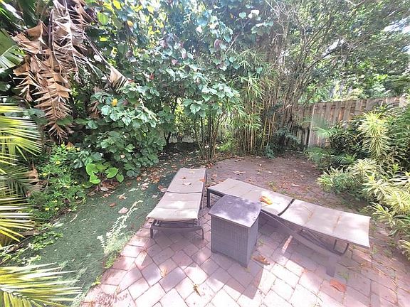4th image of 3040 Murano Bay Dr