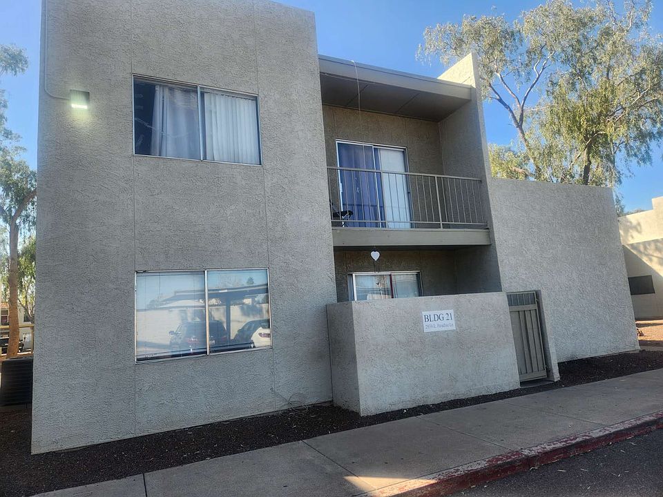 1st image of 2839 E Paradise Ln #102