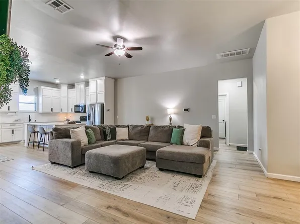 321 SW 147th St, Oklahoma City, OK 73160