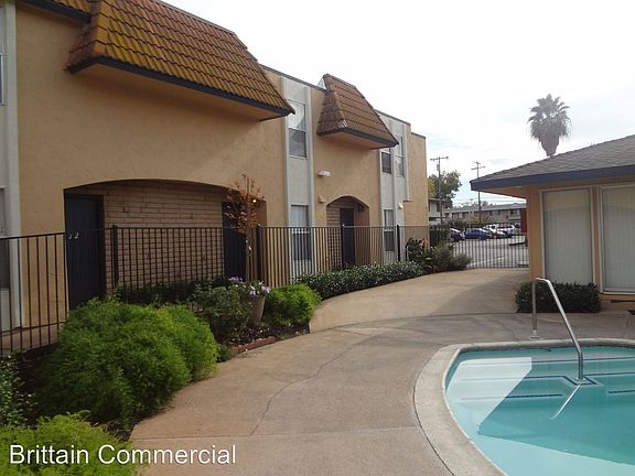 5th image of 4725 Marconi Ave APT 18