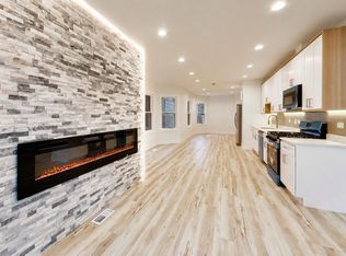 544 N Leamington Ave, Chicago, IL 60644