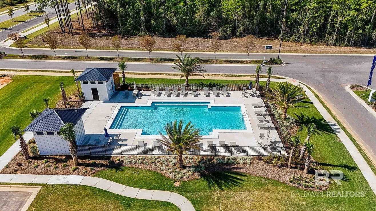 3 bed, 2.5 bath, 1437 sqft, $1,700 — Photo 2