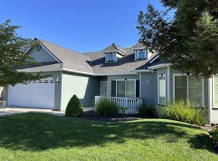 4777 W Oswego Ave, Fresno, CA