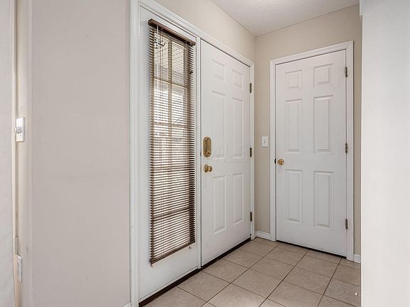 3rd image of 1383 Underwood Farms Blvd
