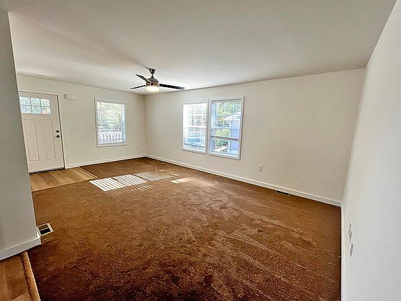 5th image of 99 Skyline Dr