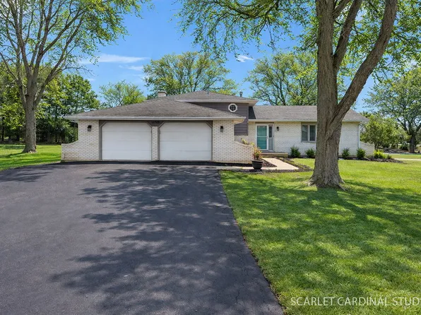 12805 S Elaine Dr, Plainfield, IL 60585