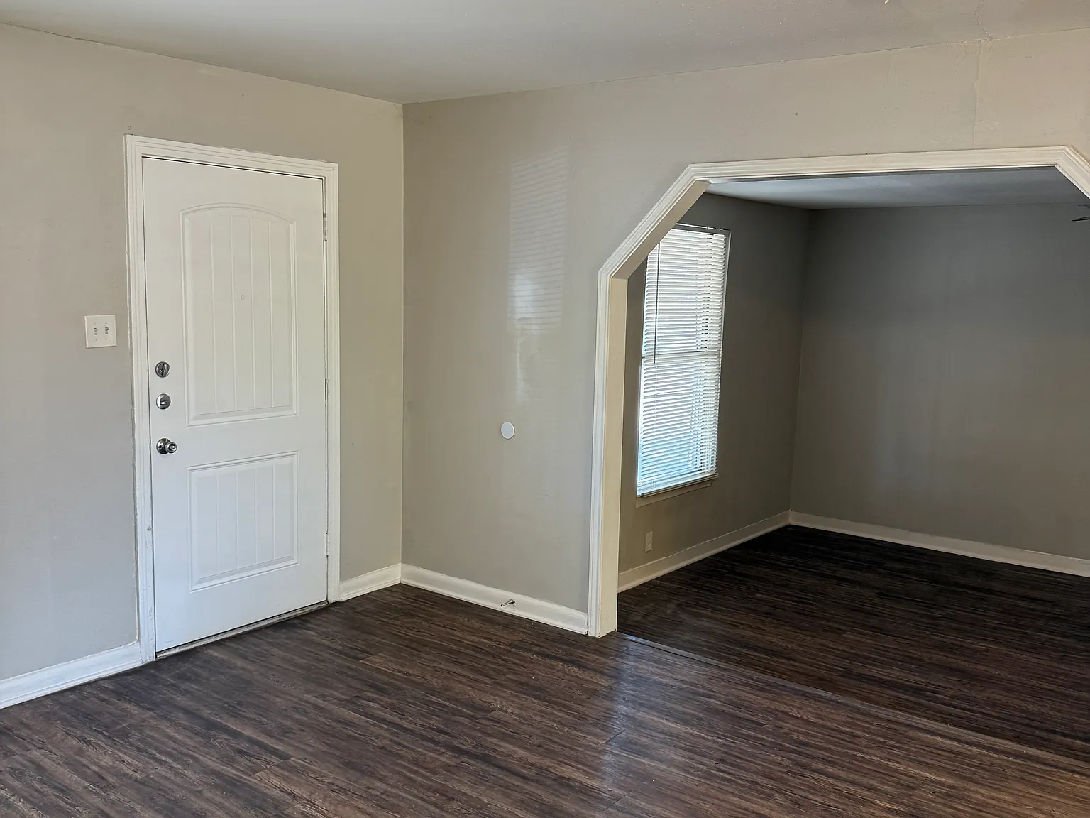 209 Charcliff Dr San Antonio TX 78220 — Photo 3