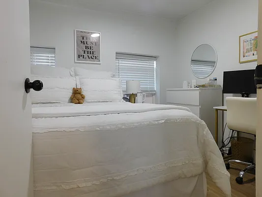 Rented by Oxford Property Group | media 4