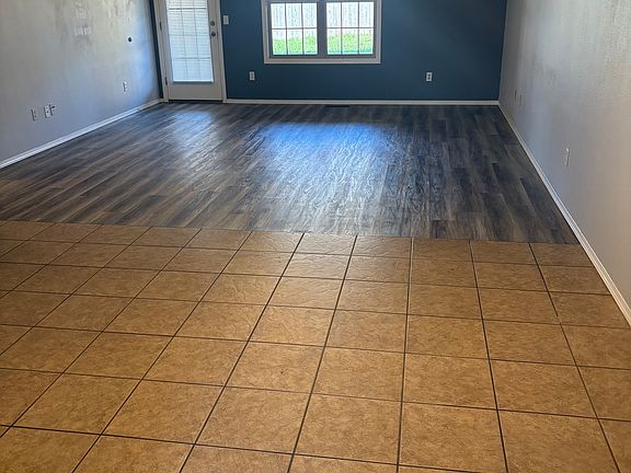 2nd image of 1117-1119 N 24th St