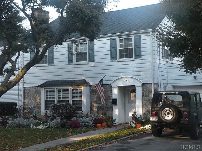 1st image of 7 Gramercy Ave
