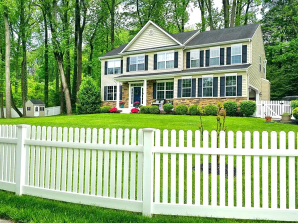 1216 Ringgold Ln, Millersville, MD 21108