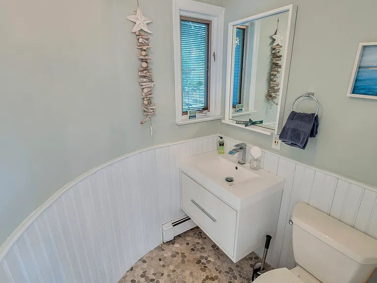 1055 Bay Home Rd — Photo 34