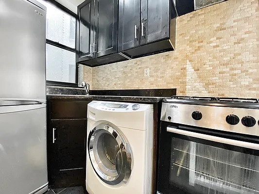 Rented by Voro NYC | media 47