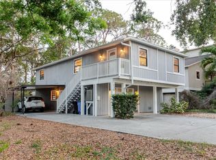 138 69th Ave N, Saint Petersburg, FL 33702
