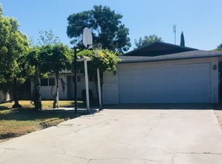 2640 S Timothy Ct, Visalia, CA 93277