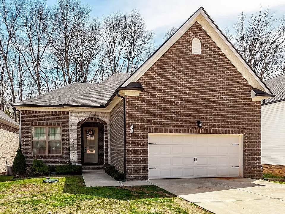 1074 Bear Branch Cir