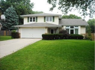 14906 Jefferson Cir, Omaha, NE 68137