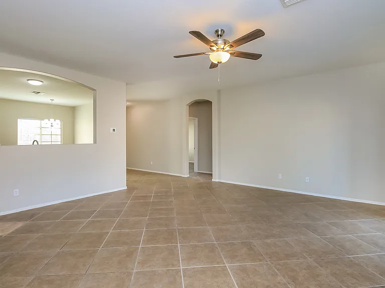 6574 S Pearl Dr — Photo 9