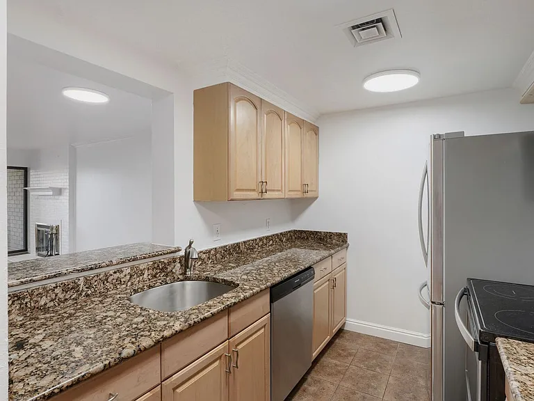 800 N Pearl St #709 — Photo 2