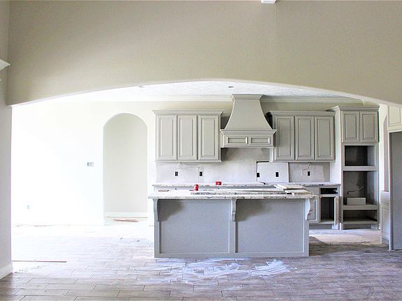 5th image of 8350 Vaquero Dr