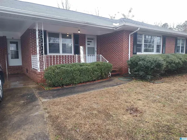 911 Cherokee Dr, Sylacauga, AL 35150