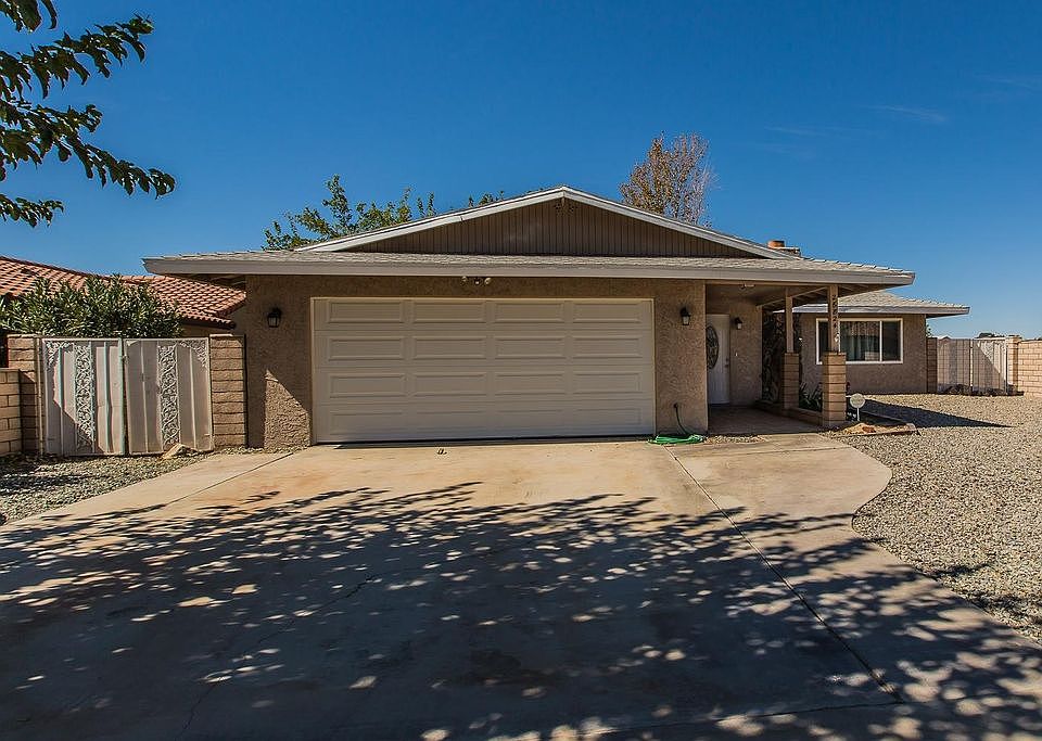 1st image of 26824 Sheffield Ln #00