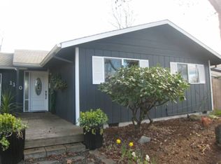 1110 Clinton Dr, Eugene, OR 97401
