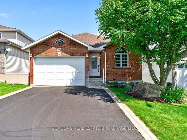 633 Melrose St, Kingston, ON K7M 9G8