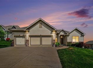 9409 N Wayne Ct, Kansas City, MO 64155